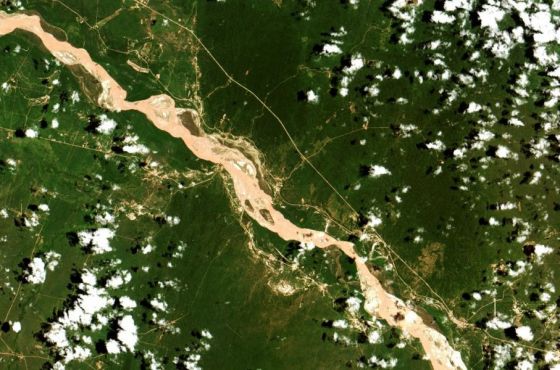 Las autoridades de Bolivia informaron que la contaminación no habría alcanzado al Pilcomayo
