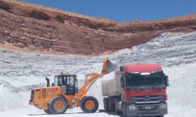 La Autoridad Minera fiscalizó en San Antonio de los Cobres diversas canteras de perlitas