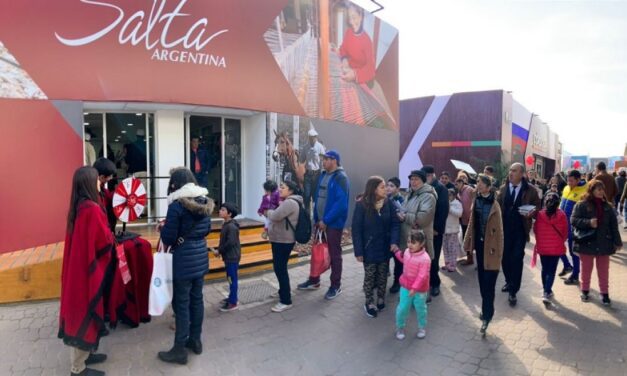Salta muestra la calidad de sus artesanías y vinos en la Expo Rural 2023
