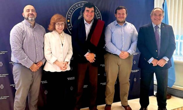 Reunión con la Comisión Nacional de Fronteras