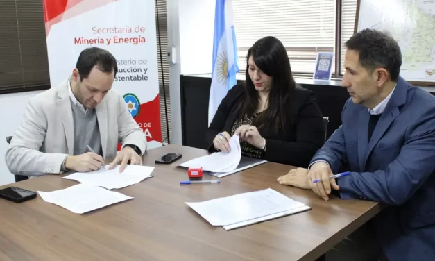 El Gobierno sella una alianza estratégica con Rio Tinto y CAPEMISA para potenciar la contratación local