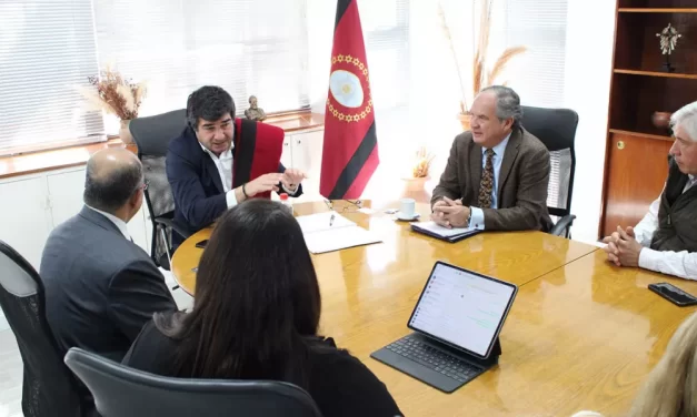 India está interesada en la vitivinicultura salteña