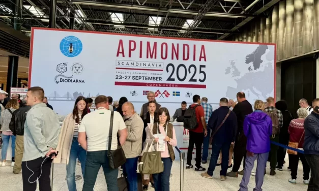 Salta participó en el 49° congreso de apicultura que se realiza en Europa