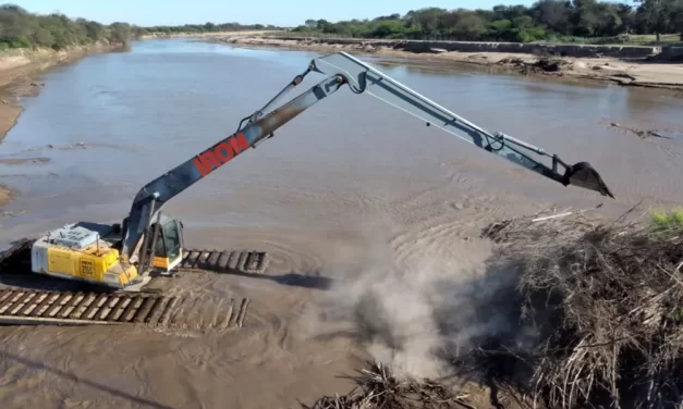 Recursos Hídricos continúa realizando tareas de defensa en el río Pilcomayo