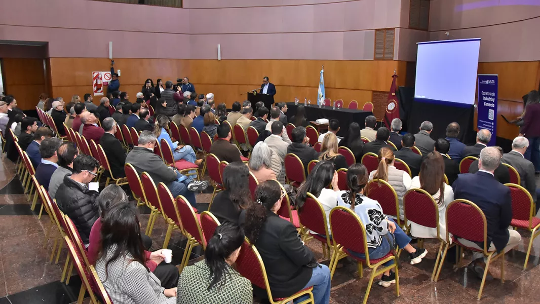 Gobierno y sector privado impulsarán infraestructura logística para la Provincia