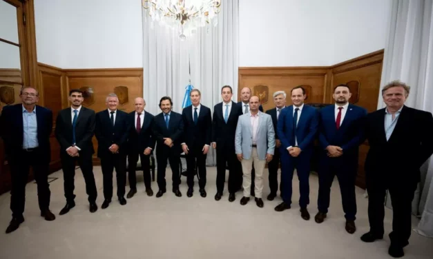 Tras reunión con Sáenz, Nación garantiza inversiones para los ramales C14 y C15
