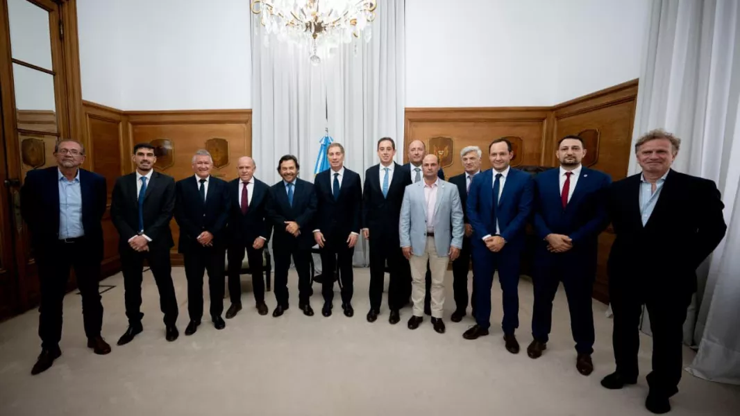 110694-tras-reunion-con-saenz-nacion-garantiza-inversiones-para-los-ramales-c14-y-c15
